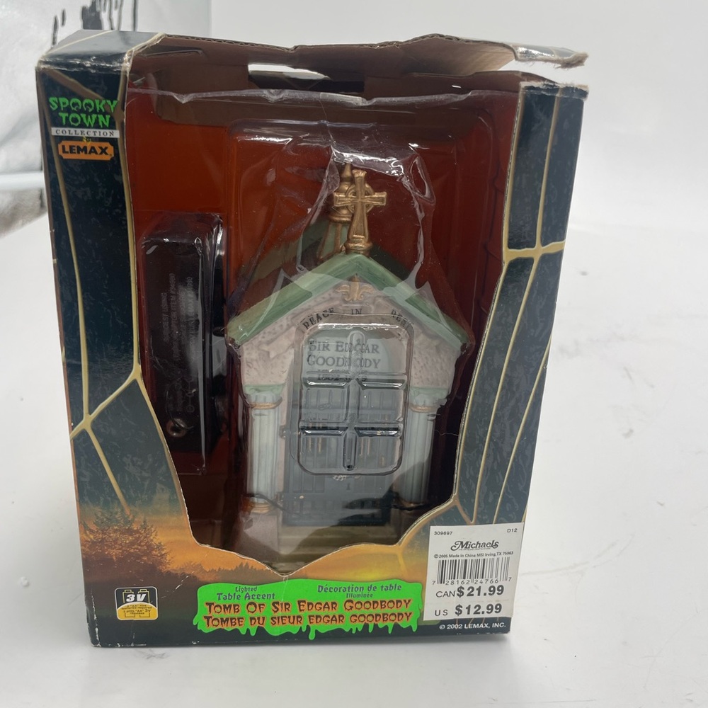 Retired 2002 Lemax SpookyTown Collection Tomb Of Sir Edgar Goodbody.